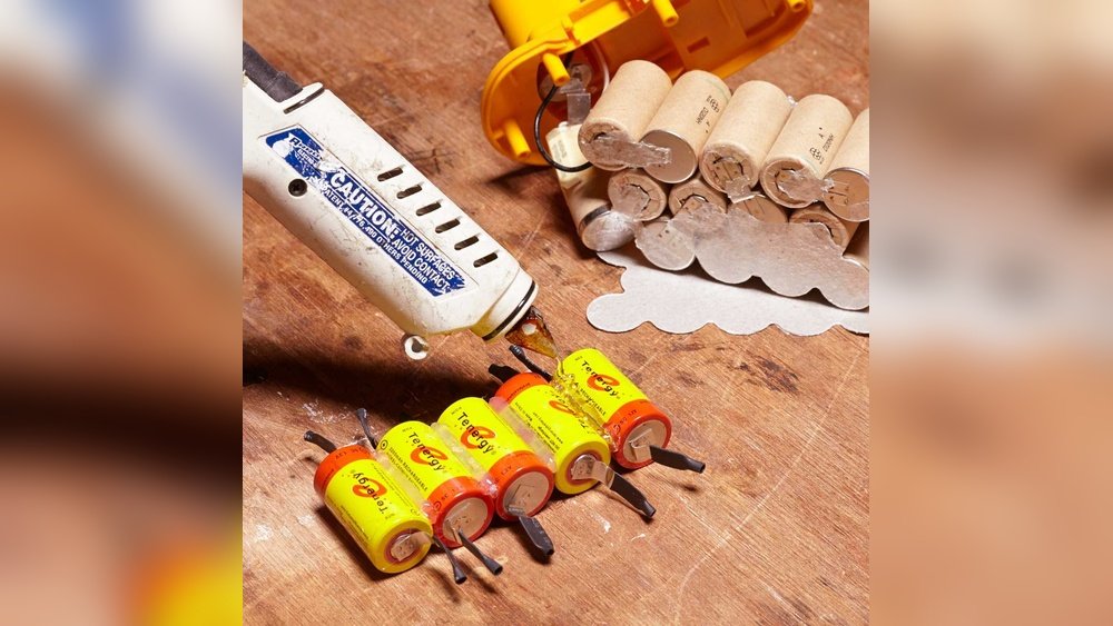 How To Rebuild Cordless Drill Battery Packs: Easy DIY Guide